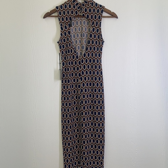 Forever 21  - NWT Burnt Orange and Blue Diamond Sleeveless  Dress Size Small - Picture 8 of 14